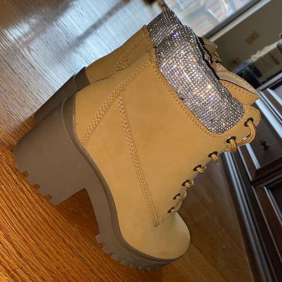 Tan Combat boots with 3 inch heel, 7.5 shoe size, in perfect condition. - Picture 1 of 10